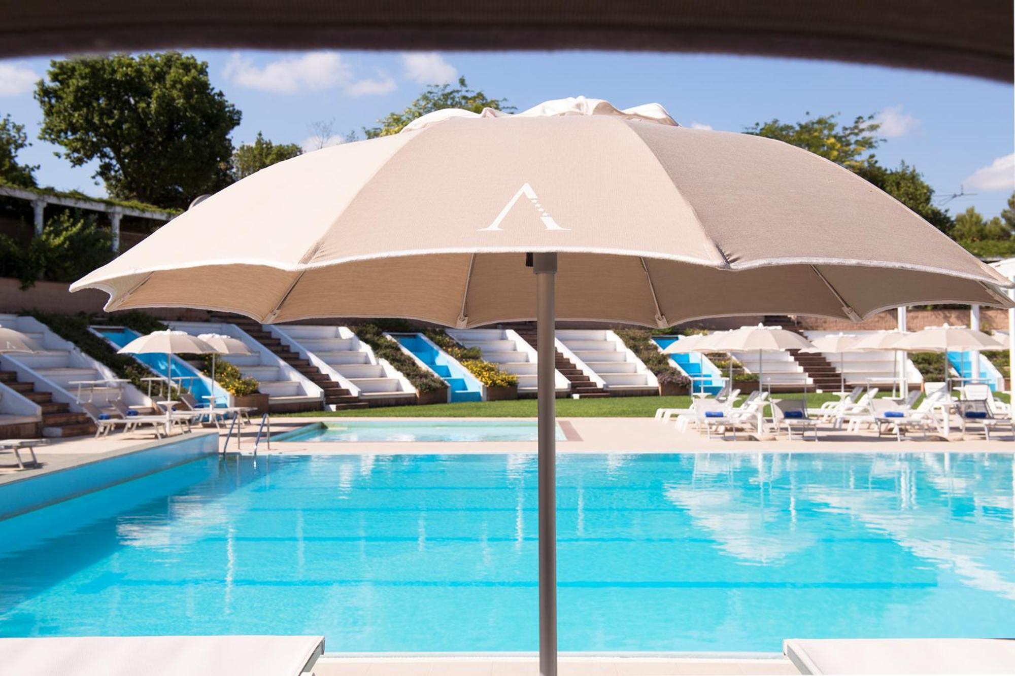 קונברסאנו D'Aragona Lifestyle Hotel מראה חיצוני תמונה