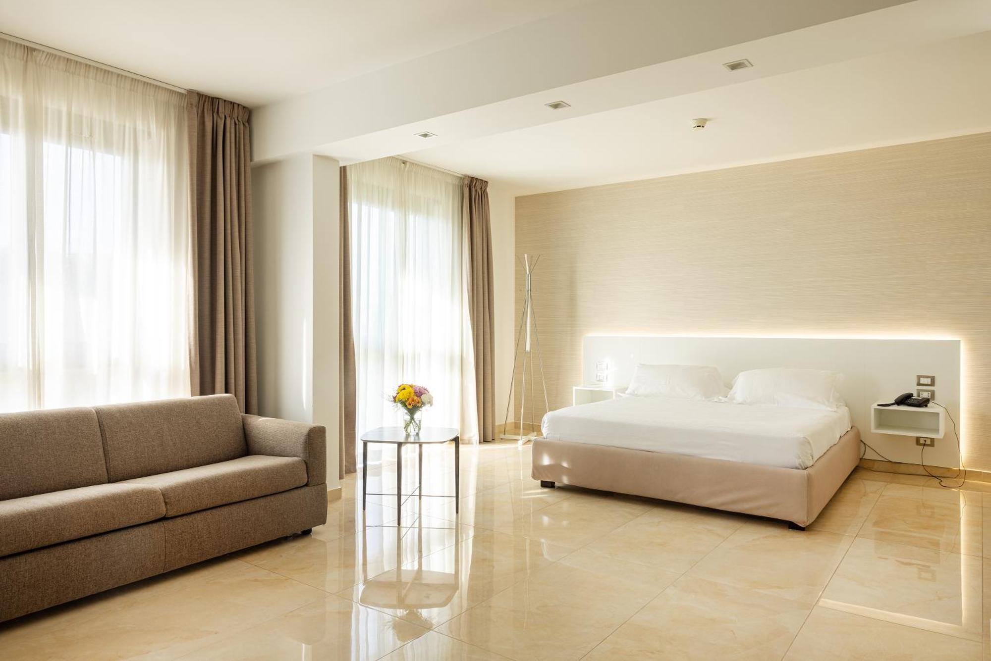 קונברסאנו D'Aragona Lifestyle Hotel מראה חיצוני תמונה