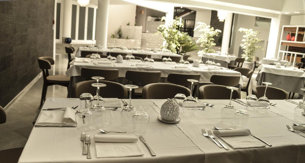 קונברסאנו D'Aragona Lifestyle Hotel מראה חיצוני תמונה