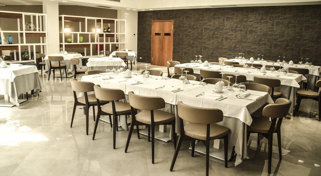 קונברסאנו D'Aragona Lifestyle Hotel מראה חיצוני תמונה